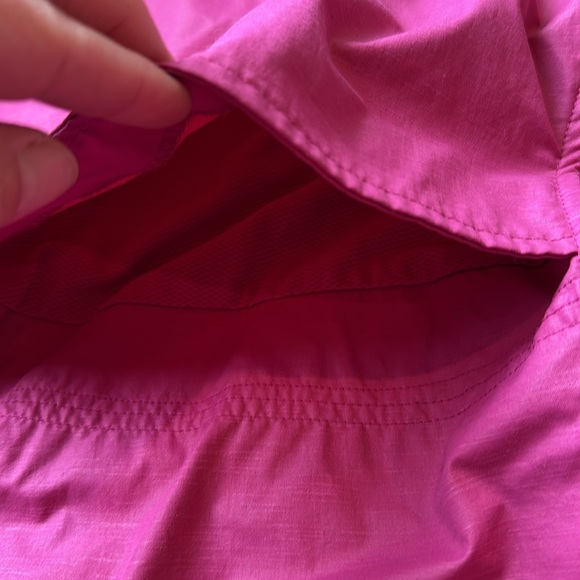 Lovely pink raincoat from Title nine. Size small: Fits like a 4-6. - Picture 4 of 5